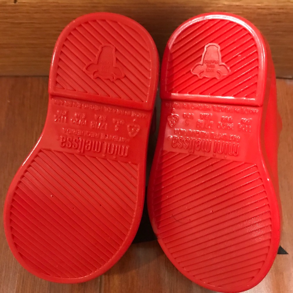 Mini Melissa Size 5 - Picture 4 of 8